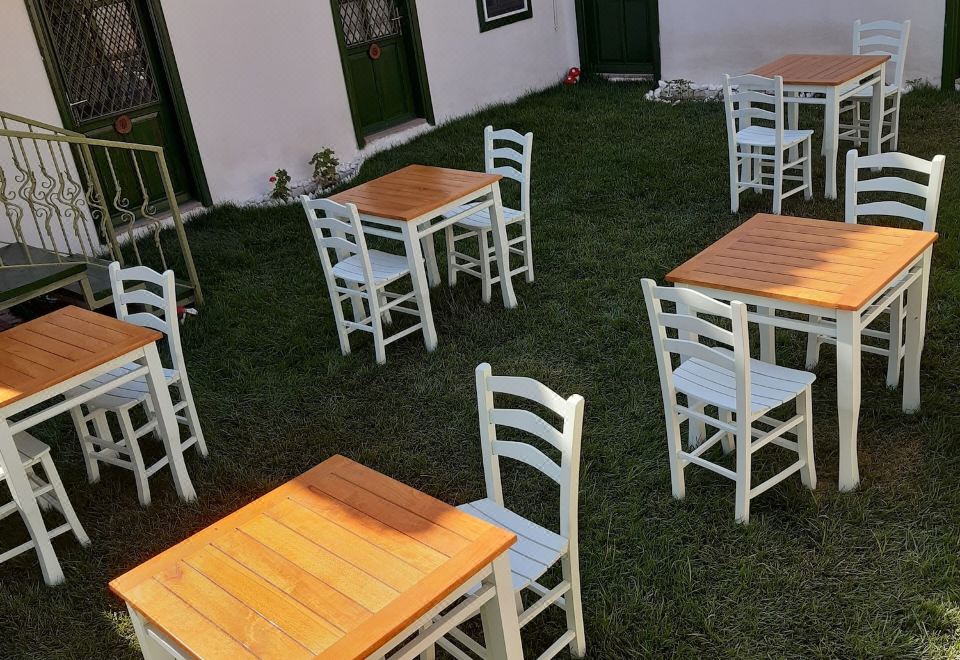 Hotel Yesil Konak Ayvalik, Exterior, Garden