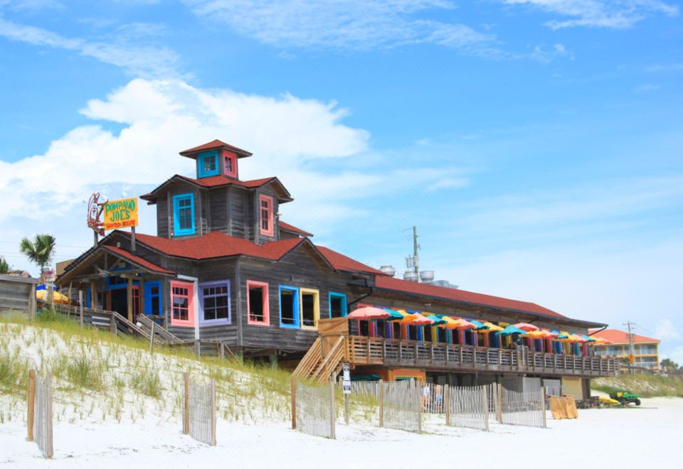 Hotel Charming Coastal Retreat with Stunning Sea Views and Pool - Delightful Haven, Exterior, Hotel Exterior