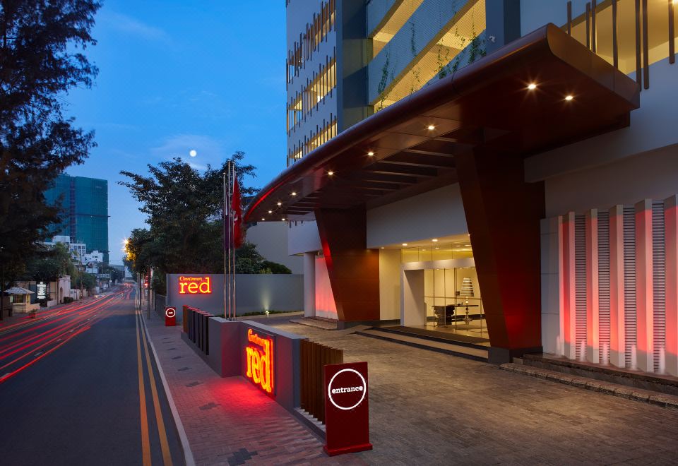 Hotel Cinnamon Red Colombo, Exterior, Hotel Exterior