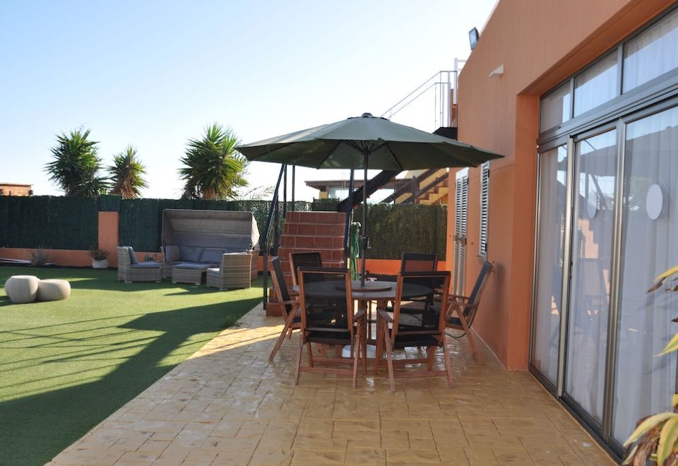 Hotel Eco Villa White Suite with Climatized Pool, Exterior, Garden