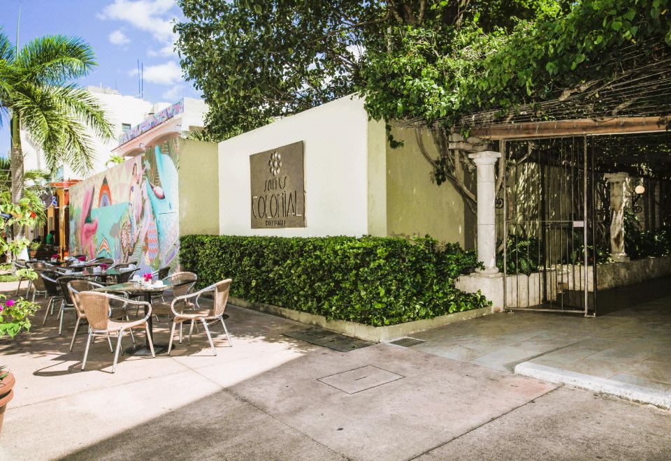 Hotel Suites Colonial, Exterior, Garden