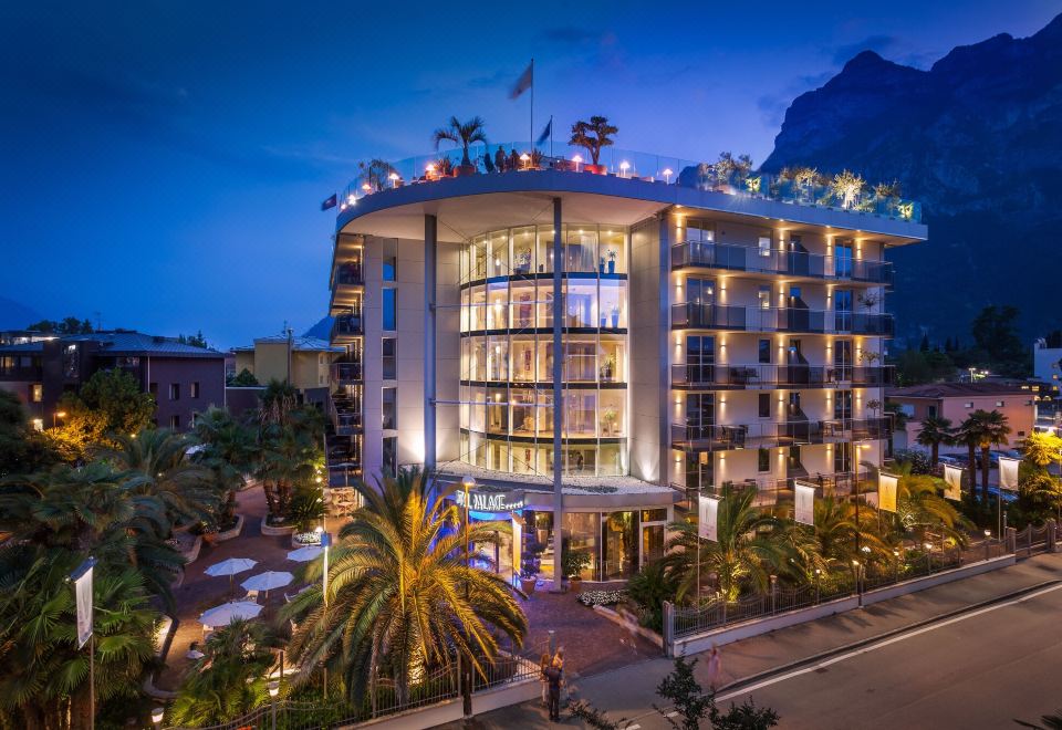 Hotel Kristal Palace - Tonelli Hotels - Adult Friendly, Exterior, Hotel Exterior