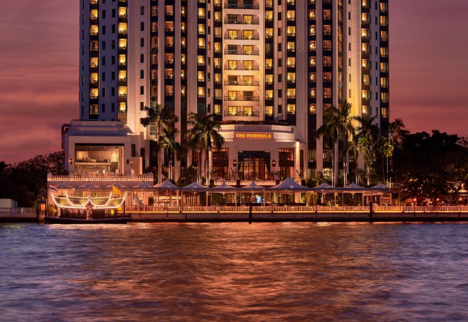 Hotel The Peninsula Bangkok, Exterior, Hotel Exterior