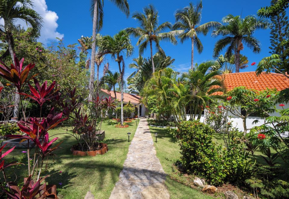Hotel Garden by the Sea, Exterior, Hotel Exterior