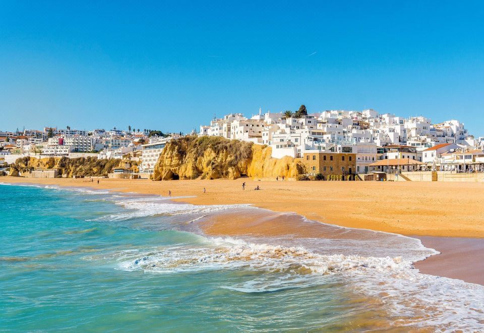 Hotel Albufeira Palm Tree With Pool by Homing, Leisure & Recreation, Beach