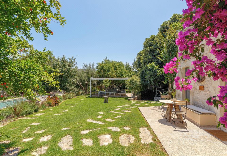 Hotel Villa Athermigo, Exterior, Garden