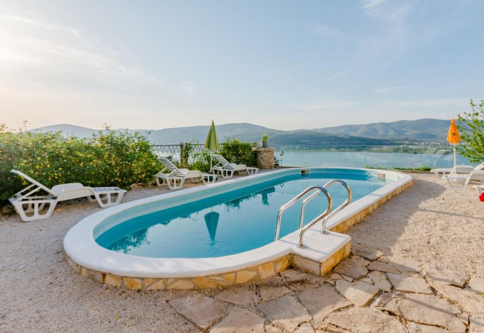 Hotel Apartment Sea Star, Leisure & Recreation, Outdoor Swimming Pool