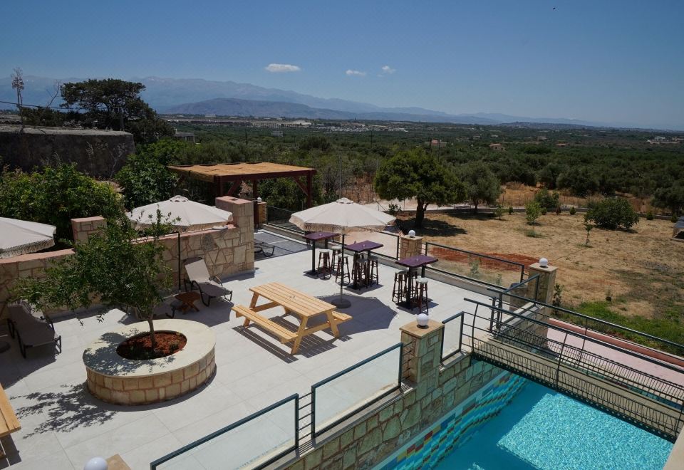 Hotel Youth of Dope Supreme Hostel, Leisure & Recreation, Outdoor Swimming Pool
