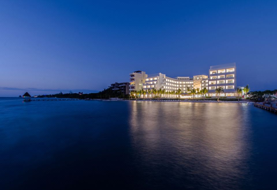 Hotel Izla Beach Front Hotel, Exterior, Hotel Exterior