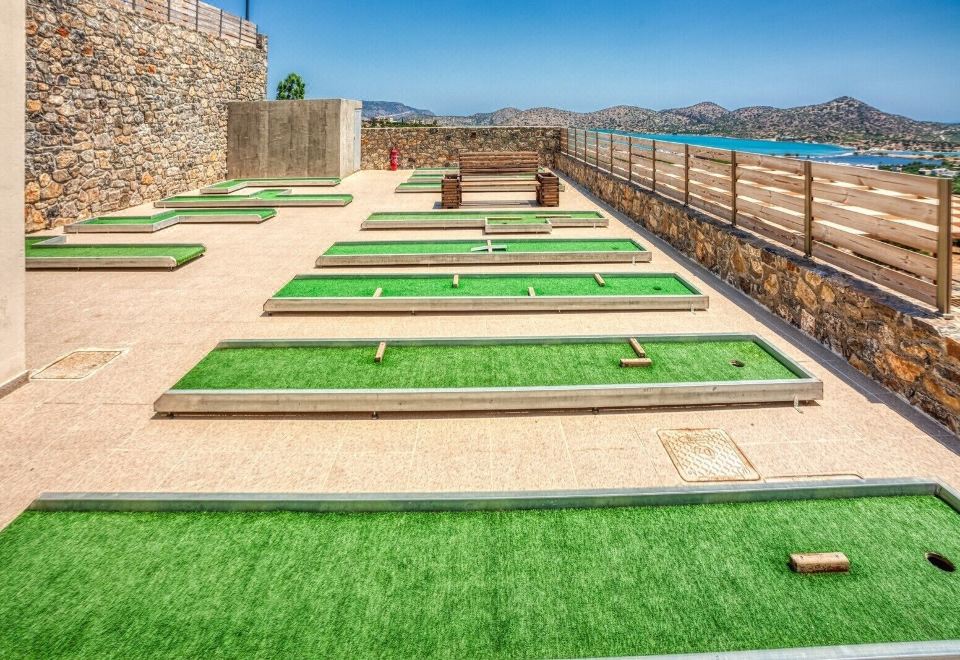 Hotel Elounda Residence Resort & Waterpark, Exterior, Garden