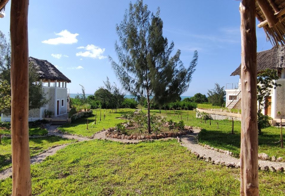 Hotel Amani Villas Nature Retreat, Exterior, Garden