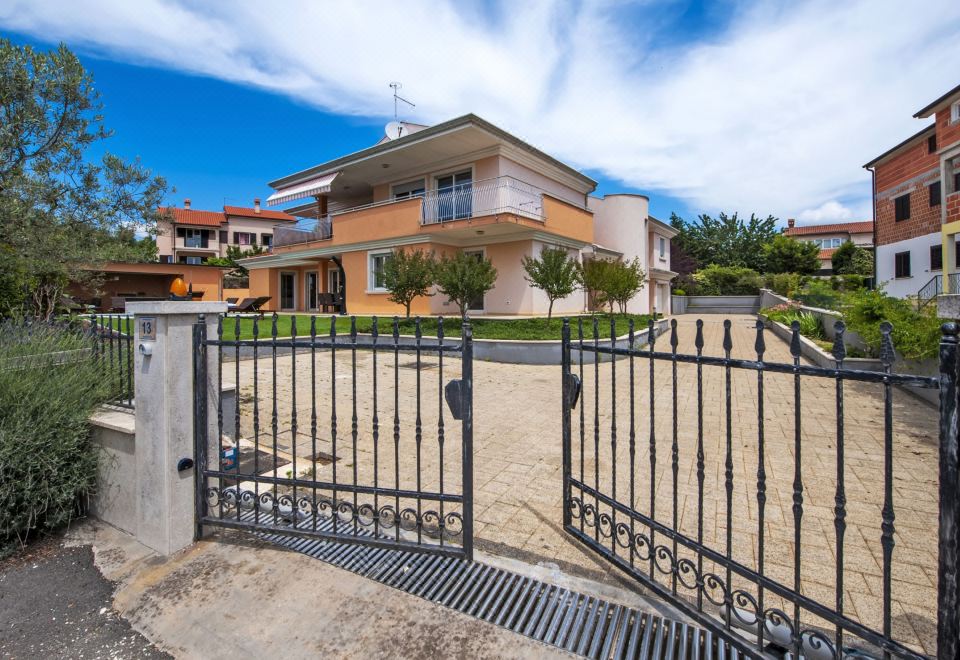 Hotel Villa Sky, Exterior, Hotel Exterior