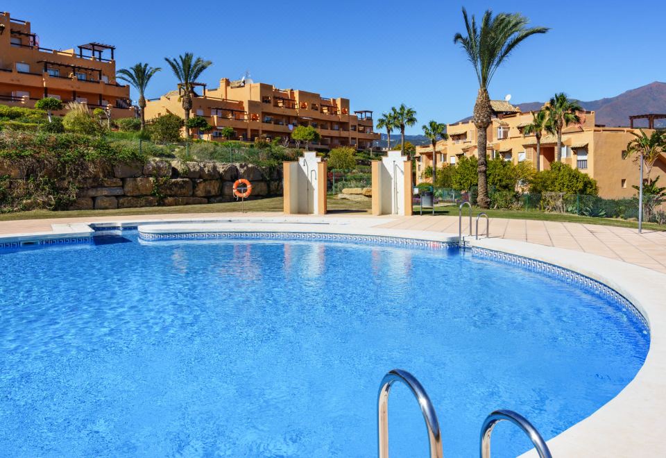 Hotel Casares del Sol, Leisure & Recreation, Outdoor Swimming Pool