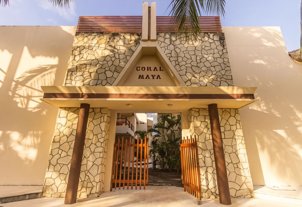 Hotel Coral Maya Stay Suites, Exterior, Hotel Exterior