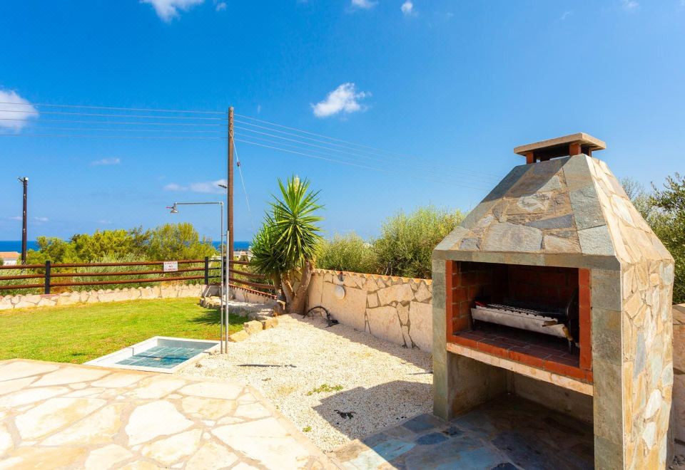 Hotel Villa Thea in Neo Chorio, Exterior, Garden