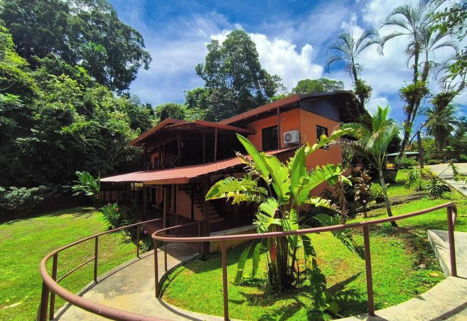 Hotel La Laguna del Lagarto Eco-Lodge, Exterior, Garden