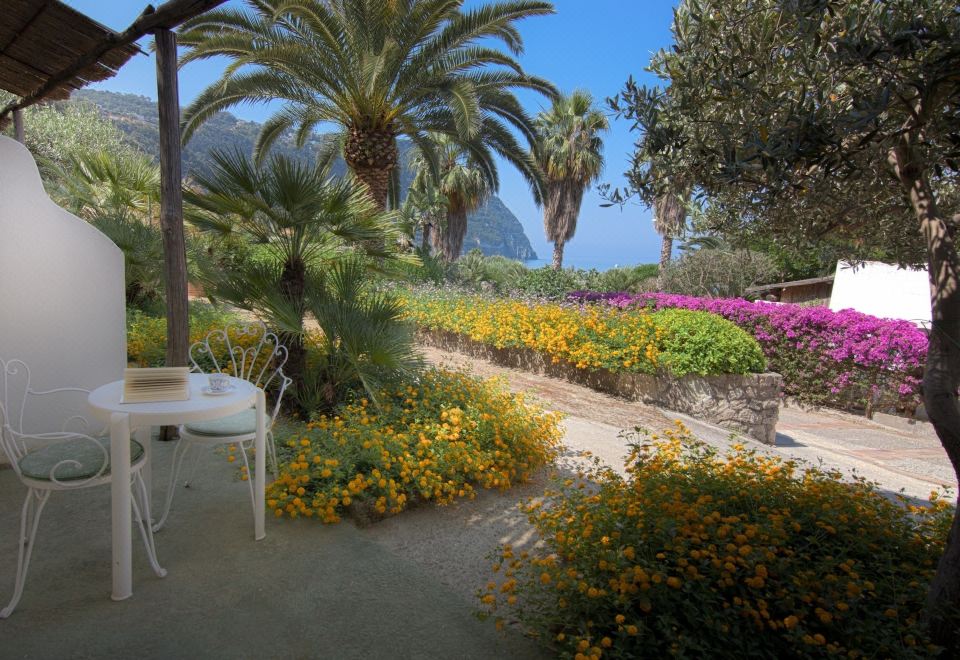 Hotel Semiramis Hotel de Charme & Pools, Exterior, Garden