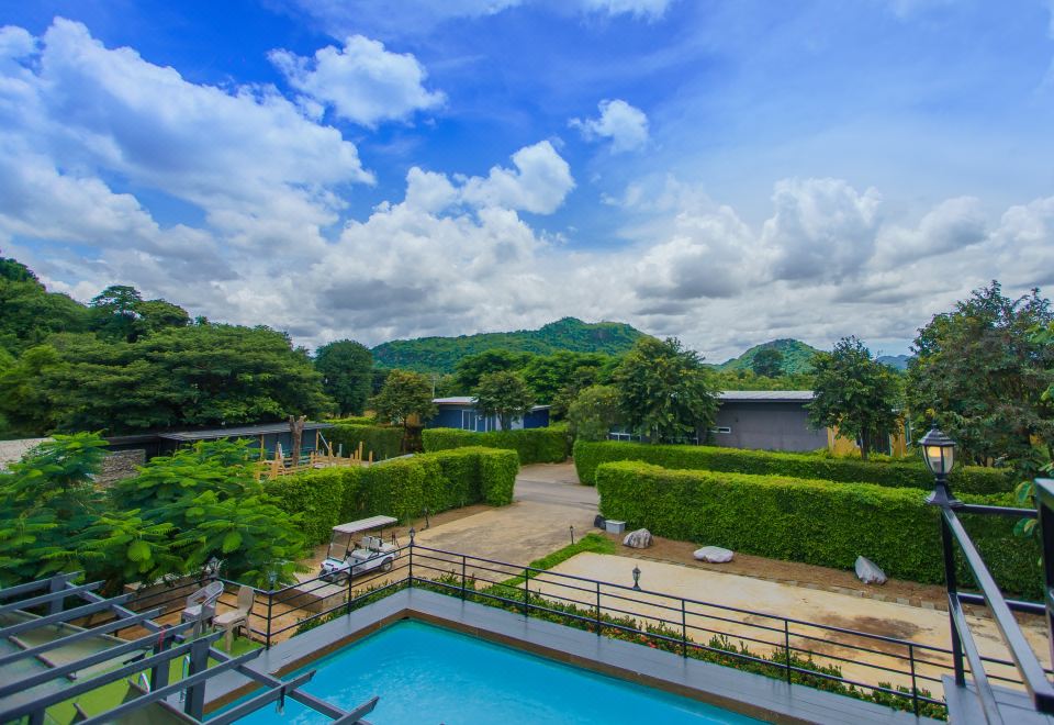 Hotel TheX10 Privatepool Villa Kho yai, Exterior, Garden