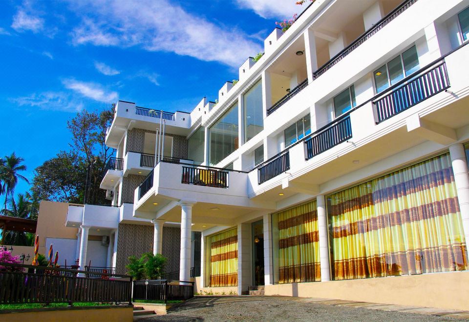 Hotel Queens Beach Hotel, Exterior, Hotel Exterior