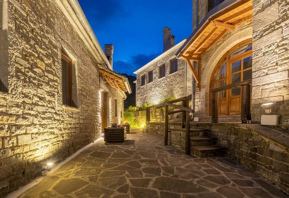Hotel Kipi Mountain Resort, Exterior, Garden