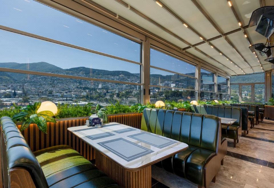 Hotel Lilium Hotel & Suites, Dining, Restaurant
