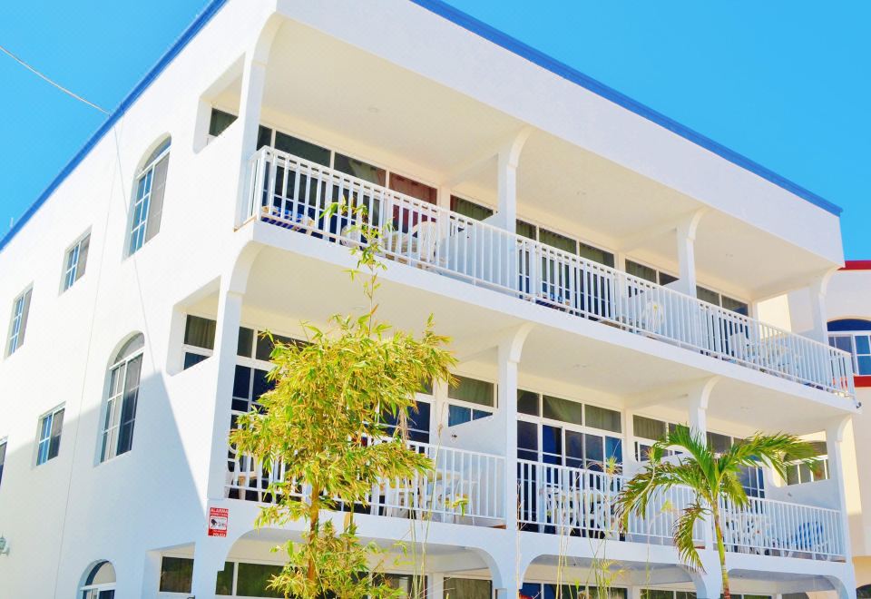 Hotel Corales Suites, Exterior, Hotel Exterior