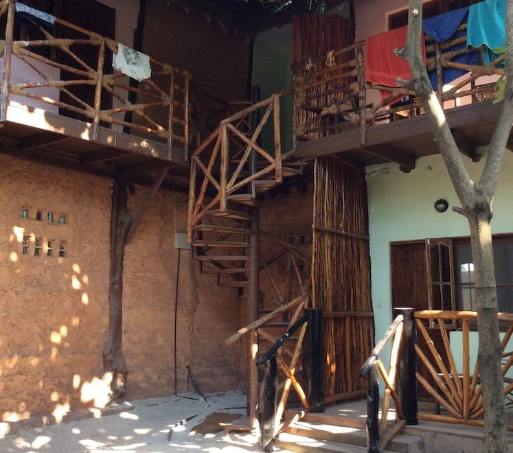 Hotel Kajibange Bar and Guesthouse, Exterior, Hotel Exterior