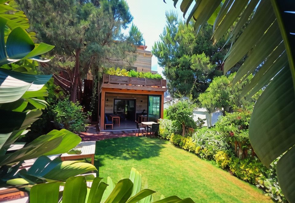 Hotel Life Butiq Otel, Exterior, Garden