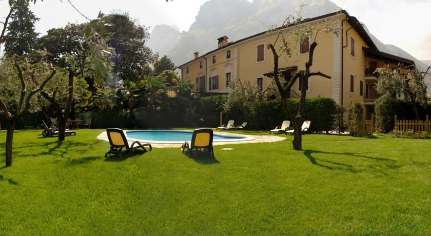 Hotel Residence Villa Degli Aranci, Exterior, Hotel Exterior
