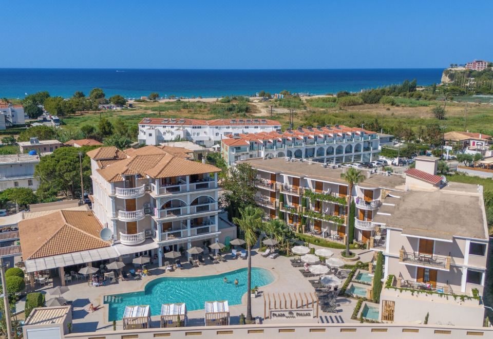 Hotel Plaza Pallas, Exterior, Hotel Exterior