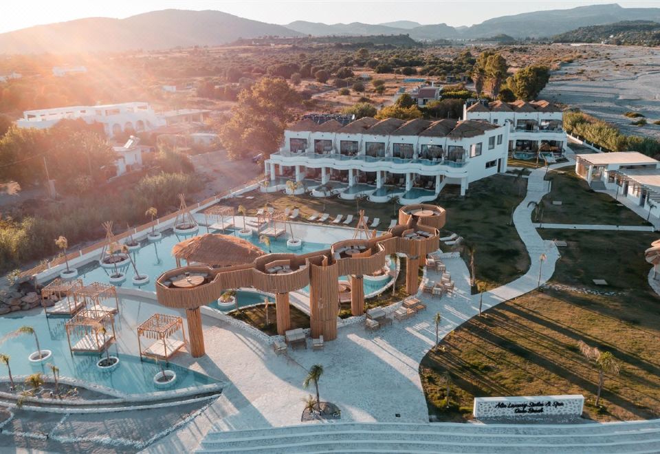 Hotel Alia Luxury Suites and Spa, Exterior, Hotel Exterior