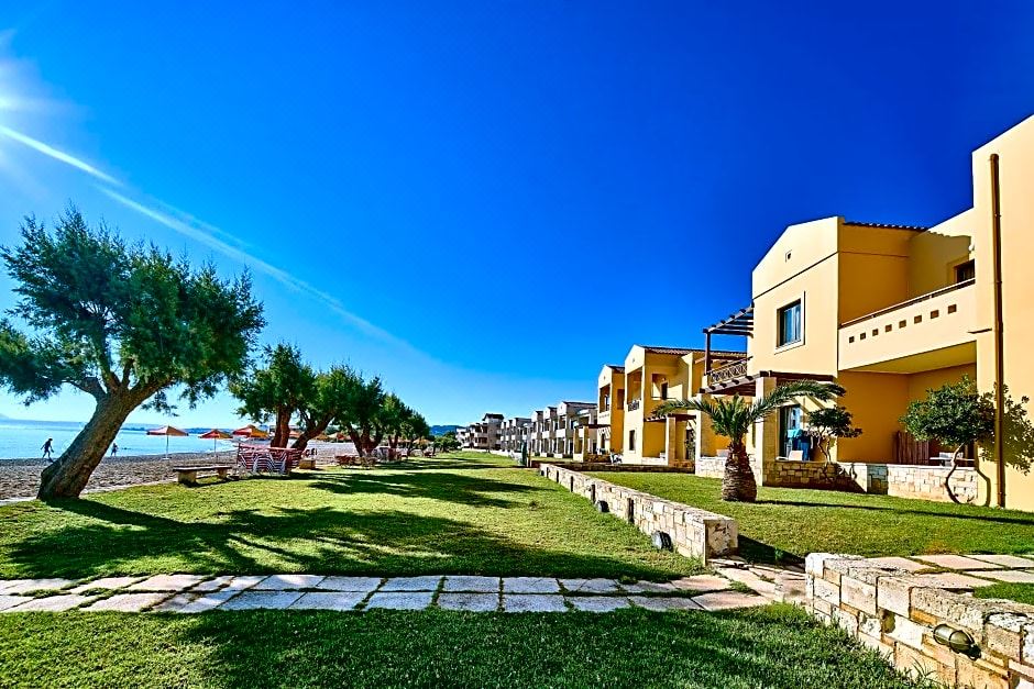 Hotel Silver Beach Hotel & Apartments, Exterior, Garden