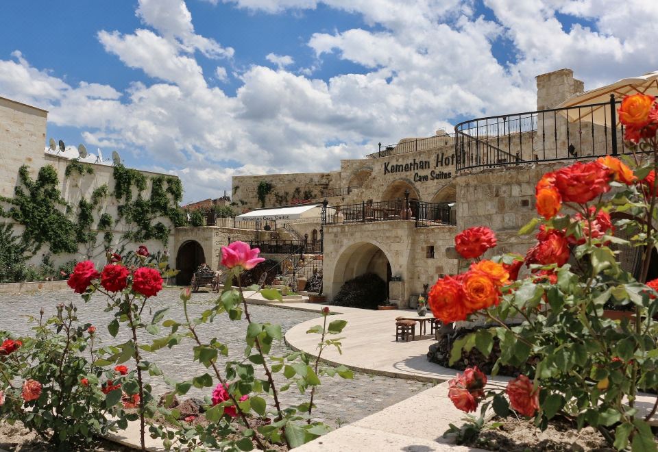 Hotel Kemerhan Cave Suites, Exterior, Garden