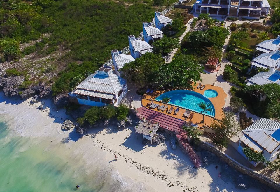 Hotel Warere Beach, Exterior, Hotel Exterior