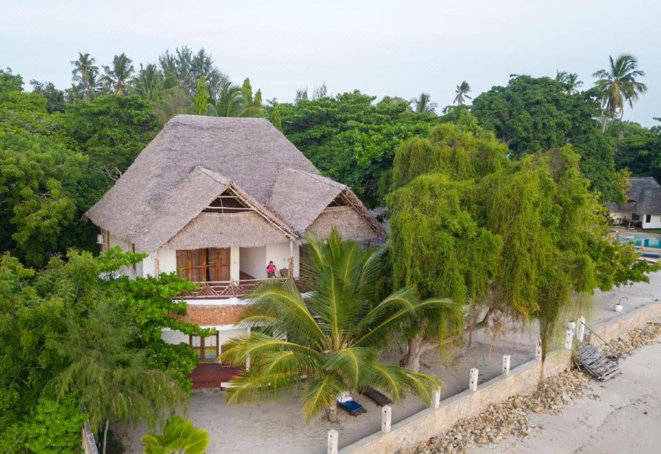 Hotel Menai Bay Beach Bungalows, Exterior, Hotel Exterior