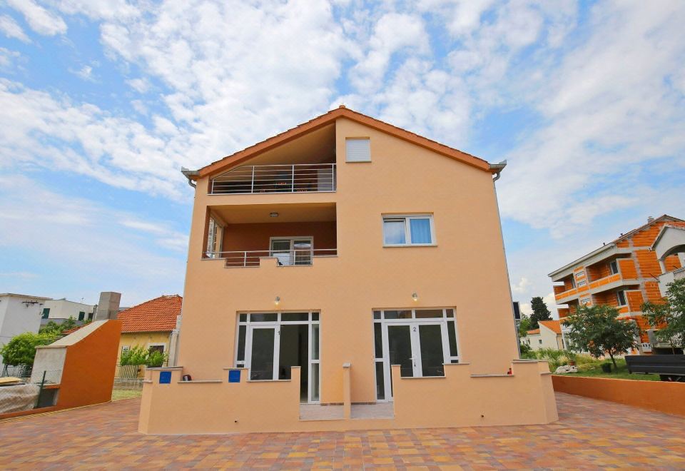 Hotel Apartments Kapetan, Exterior, Hotel Exterior