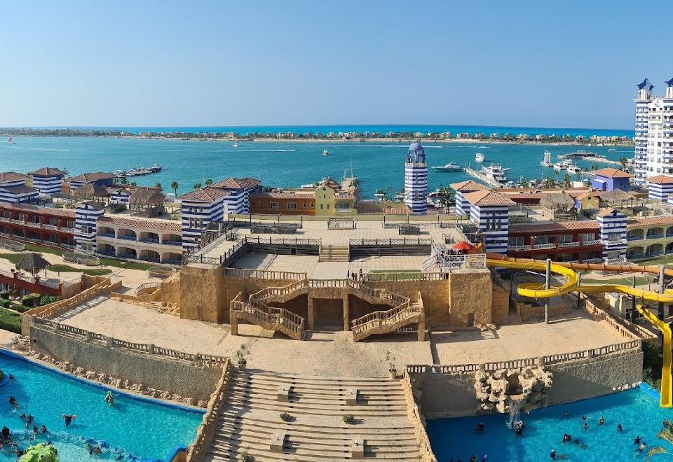 Hotel Prime location, Porto Marina apartment , Sea view, Leisure & Recreation, Water park