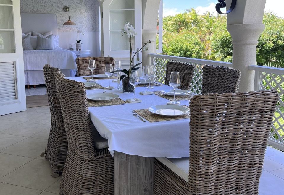 Hotel C211 Sugar Hill Estate, Dining, Restaurant