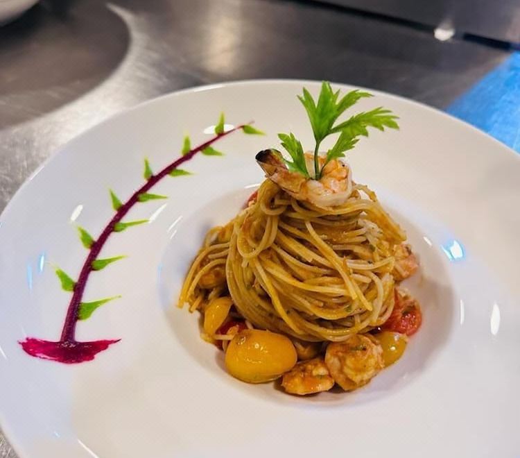 Hotel CeZeRe the Palm Hotel, Dining, Cuisine