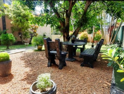 Hotel Bay Street, Exterior, Garden
