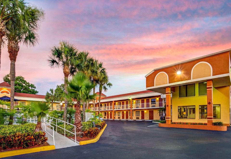 Hotel South Tampa & Suites, Exterior, Hotel Exterior