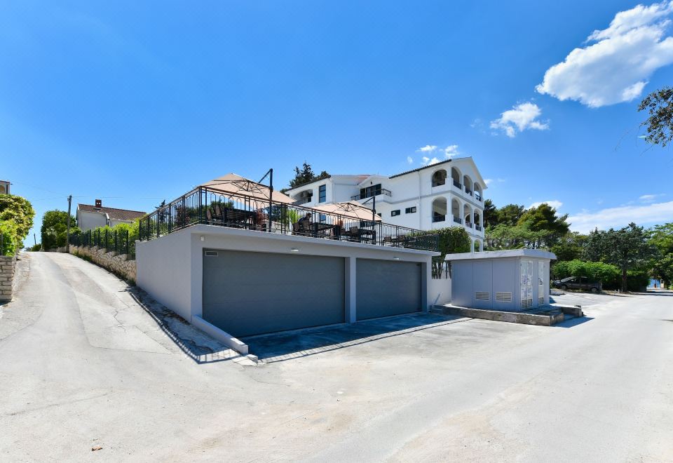Hotel Mediterraneo Garden Apartments, Exterior, Hotel Exterior
