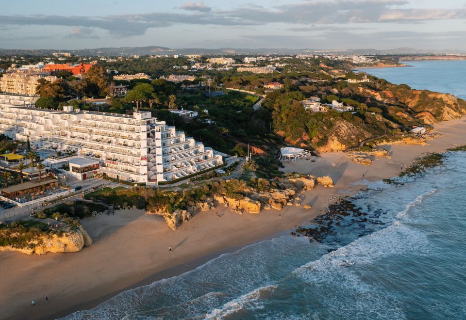 Hotel Monicca Collection Suites and Residences, Exterior, Hotel Exterior
