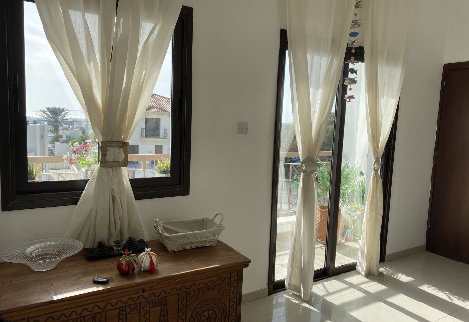 Hotel Beautiful and Modern Apartment in Oroklini Cyprus, Public Areas, Public Areas
