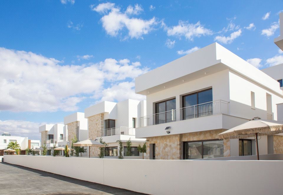 Hotel LIV & CO SUITES & VILLAS, Exterior, Hotel Exterior