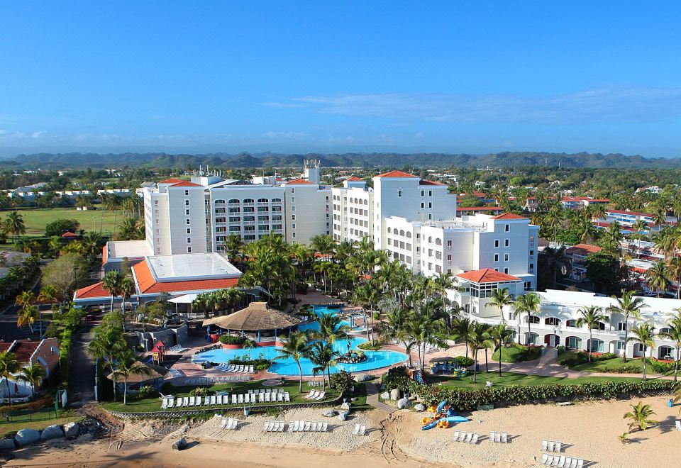 Hotel Embassy Suites by Hilton Dorado del Mar Beach Resort, Exterior, Hotel Exterior