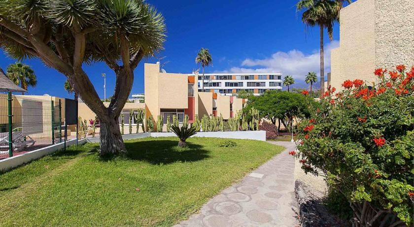 Hotel El Cortijo Bungalow - Pool - Free Parking, Exterior, Hotel Exterior