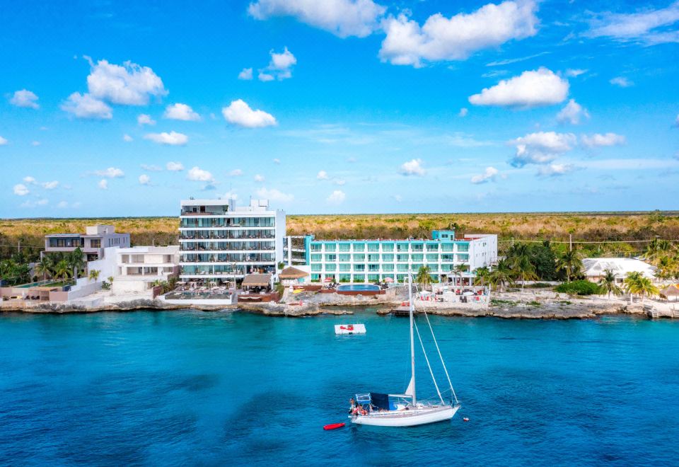 Hotel B Unique, Exterior, Hotel Exterior