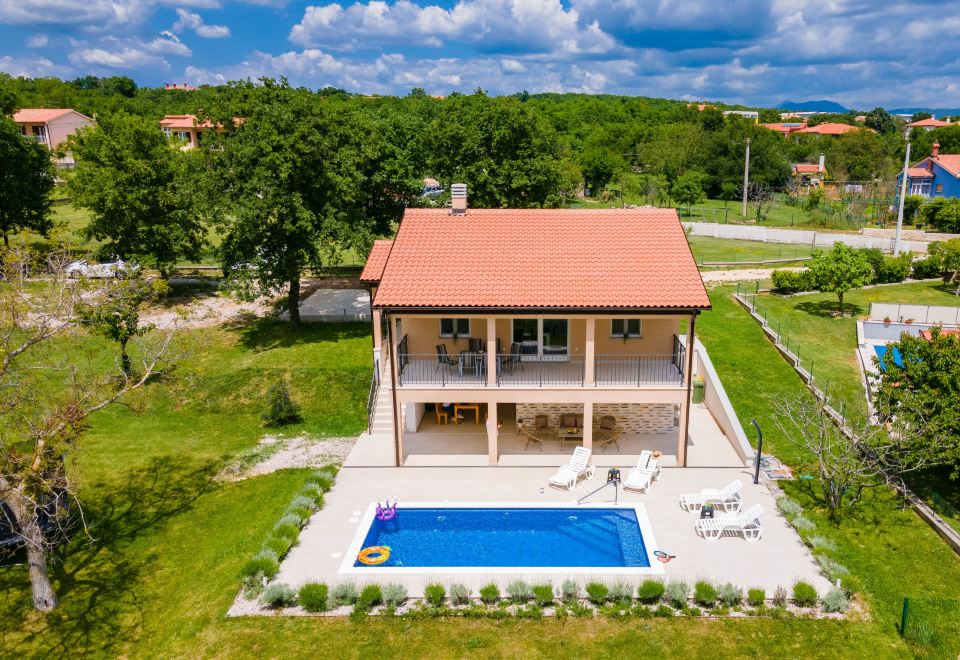 Hotel Marina, Leisure & Recreation, Outdoor Swimming Pool
