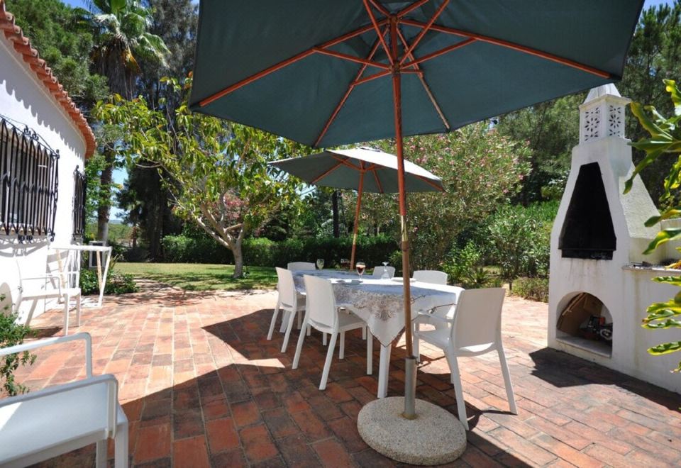 Hotel Fantastic Outdoor Area, Private Pool, Tennis Court Golf Practice Facility, Exterior, Garden